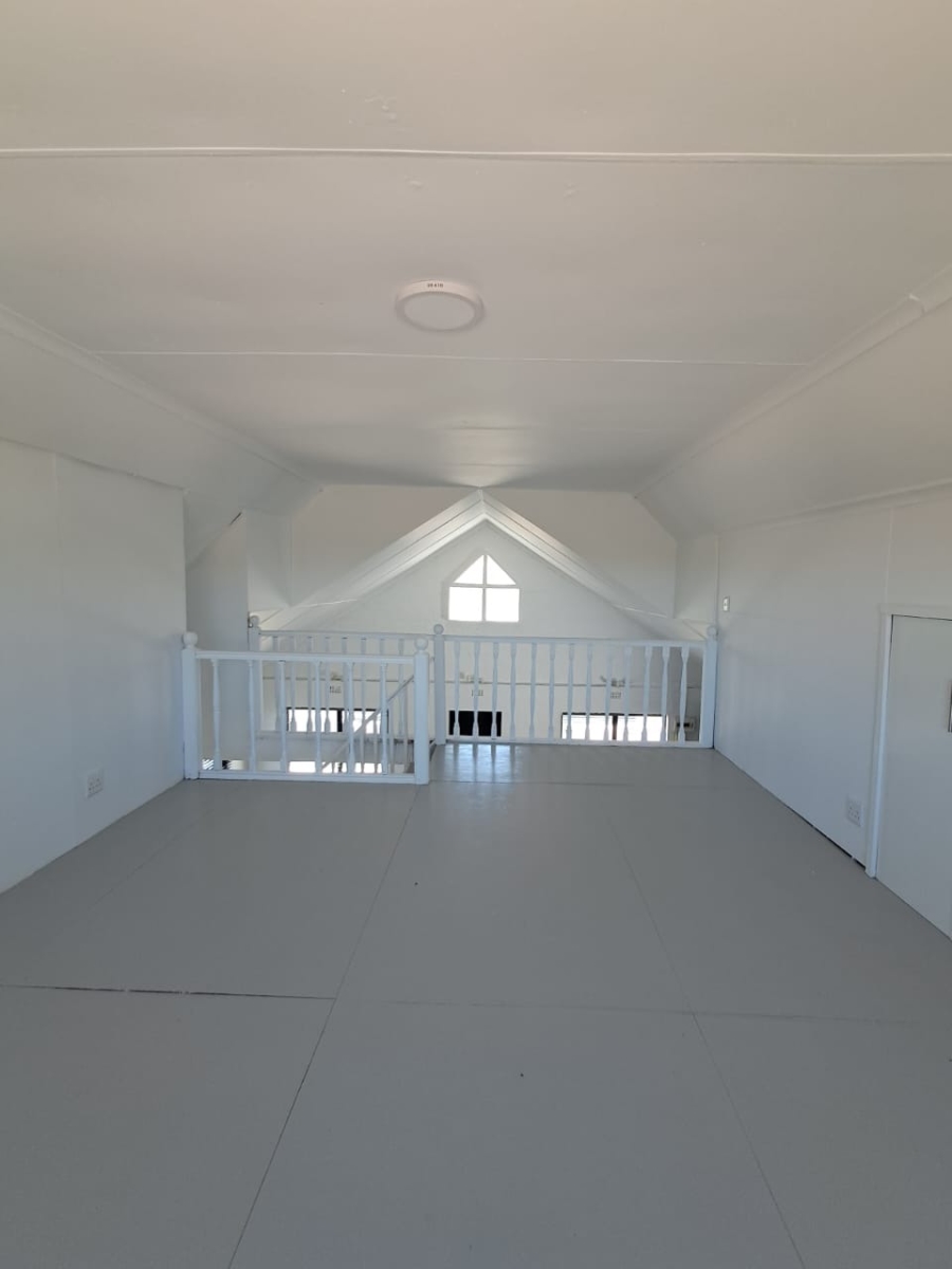 2 Bedroom Property for Sale in Britannia Bay Western Cape